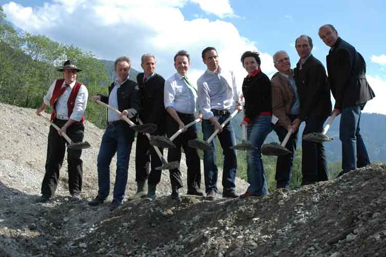 Offizielle Flutung des neuen Drau-Nebenarms am 4. Mai 2011